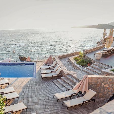 Love Live Hotel Sutomore Exteriör bild