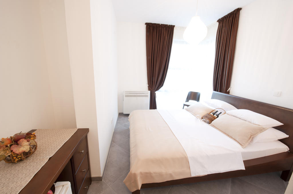 Love Live Hotel Sutomore Rum bild