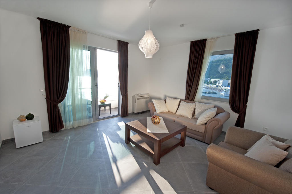 Love Live Hotel Sutomore Rum bild