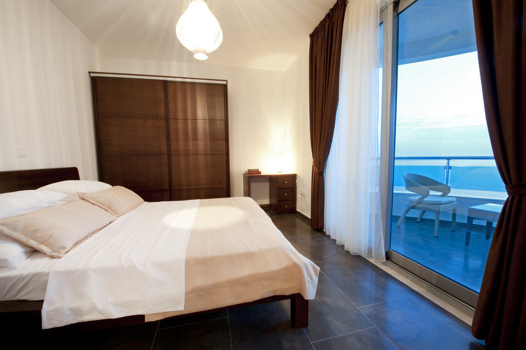 Love Live Hotel Sutomore Rum bild