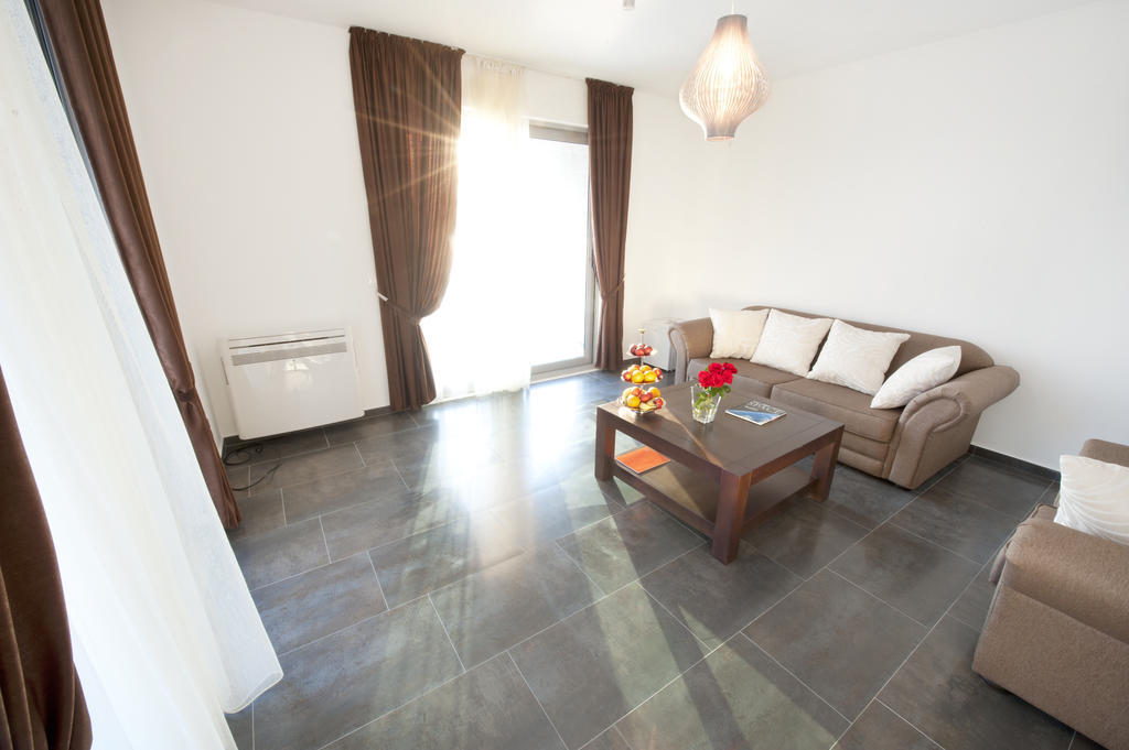 Love Live Hotel Sutomore Rum bild